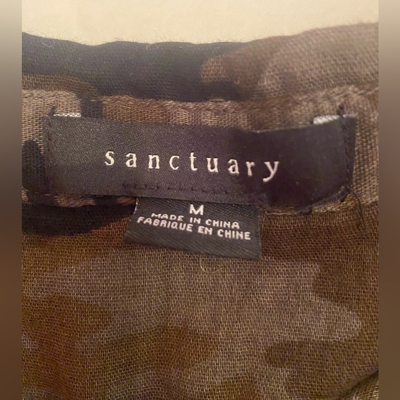 SANCTUARY Camo Print Tie-Front Short Sleeve Blouse Size Medium - Picture 6 of 9